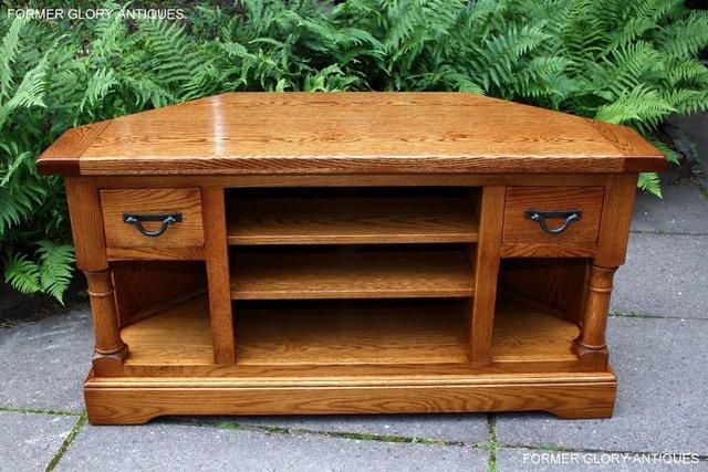 Image 93 of AN OLD CHARM FLAXEN OAK CORNER TV CABINET STAND MEDIA UNIT