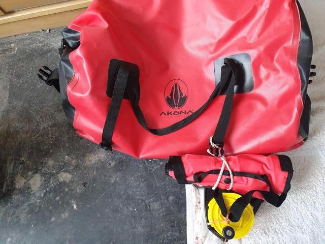 Preview of the first image of Single marker Buoy (SMB) and dive bag.