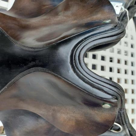 Image 10 of 17 1/2 " Sabre Gp Saddle. Deep seat Medium Fit. £100