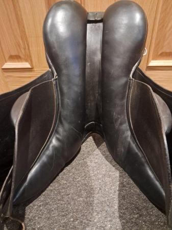 Image 5 of Leather 17.5" gp brown saddle