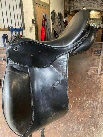 Image 2 of 18” wide black Kiefer Dressage saddle