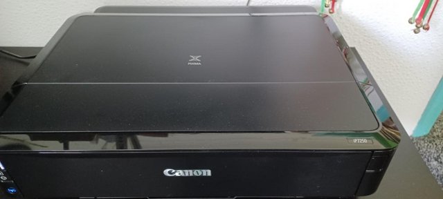 Preview of the first image of Canon iP7250 Colour Printer.