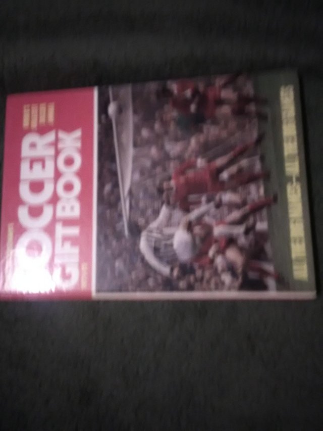 Preview of the first image of Soccer gift book Hardback.
