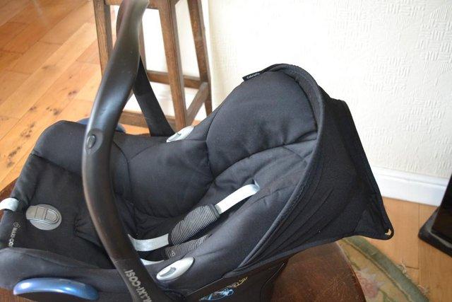 Image 8 of Maxi Cosi made in Netherlands baby car seat with hood 0-13kg