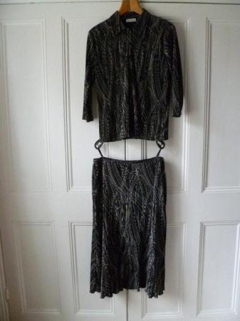 Image 1 of Gerry Weber matching skirt and blouse (price inc P&P)