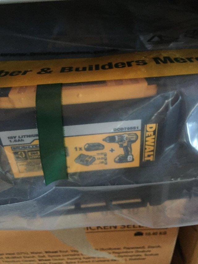 Preview of the first image of DEWALT DCD795S1 in case with charger 1.5 volt battery as new.
