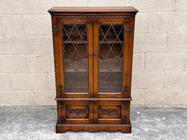 Image 33 of AN OLD CHARM LIGHT OAK BOOKCASE DVD CD DISPLAY CABINET UNIT