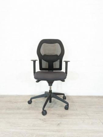 Image 3 of Verco Mesh Designer Office Chair