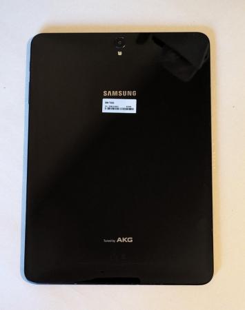 Image 3 of Samsung Galaxy Tab S3 tablet with S pen and case