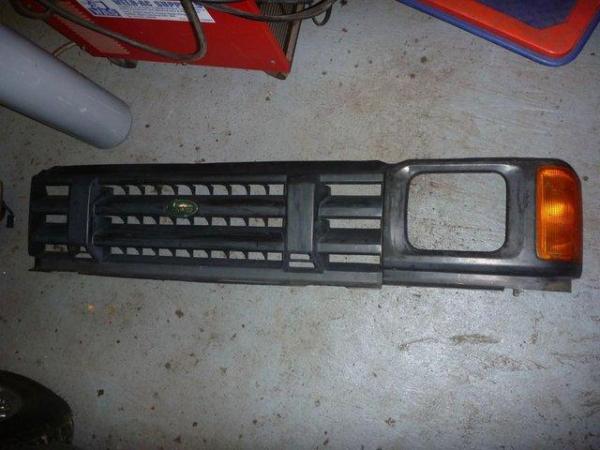 Image 1 of Landrover 200TDI Discovery Headlamps and Grill, Reduced