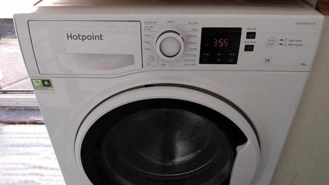 Image 2 of Hotpoint Washing machine 8Kg load