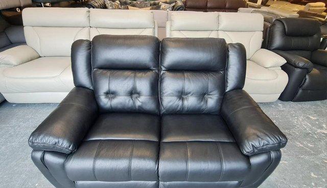 Image 4 of La-z-boy Phoenix black leather 2 seater sofa