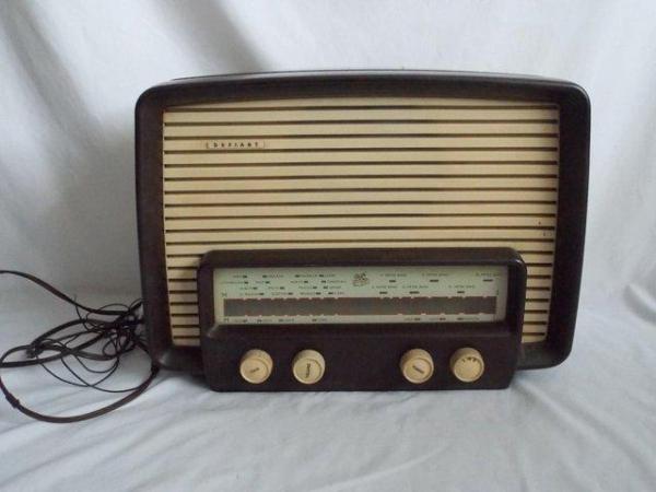 Image 1 of Vintage Defiant Radio Receiver M.S.H 555 - Spares/Repairs