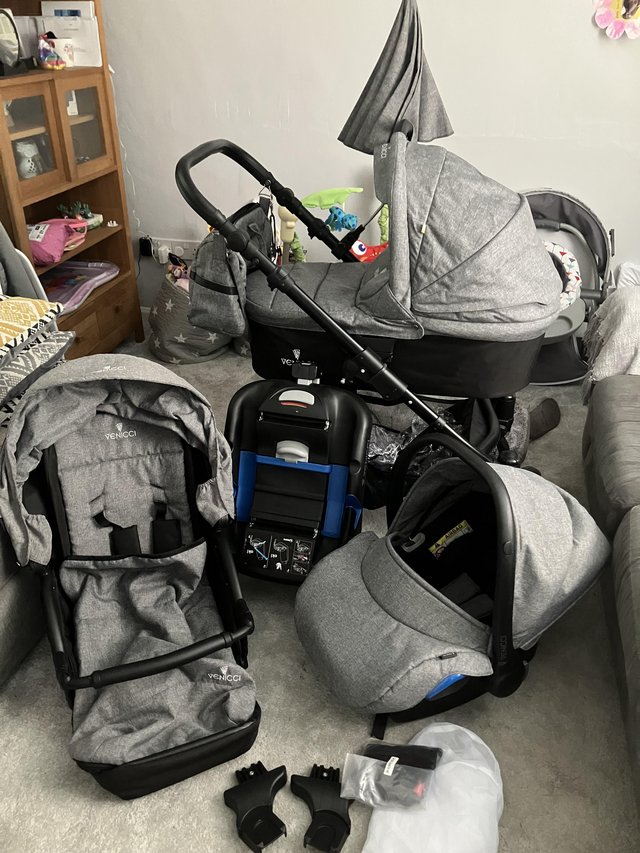 Preview of the first image of Venicci full travel system.