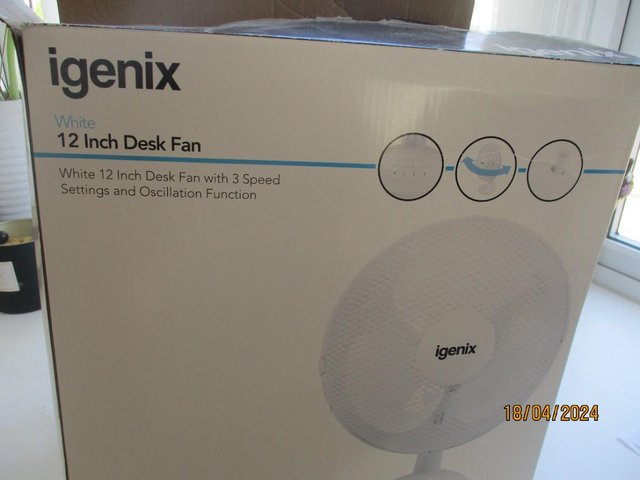 Preview of the first image of IGENIX WHITE OSCILLATING FAN.