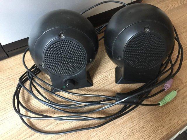 Preview of the first image of Packard Bell Thunderball Speaker Kit.