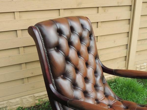 Image 6 of Antique Brown Chesterfield Rocking Chair (UK Delivery)