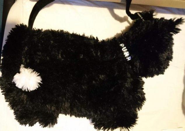 Image 1 of Cat hand/shoulder bag plush with purr collar.