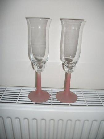 Image 1 of CHAMPAGNE FLUTES (WITH PINK STEM)
