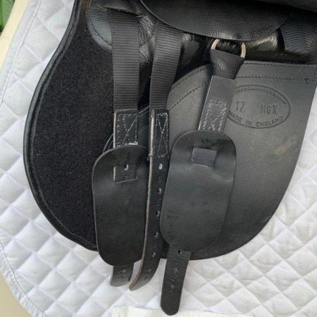 Image 2 of Kent and Masters 17 inch cob saddle