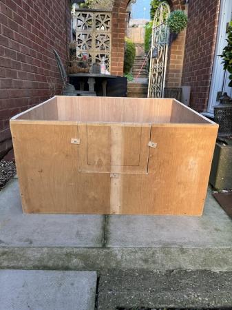 Image 1 of Hand made puppy whelping box.