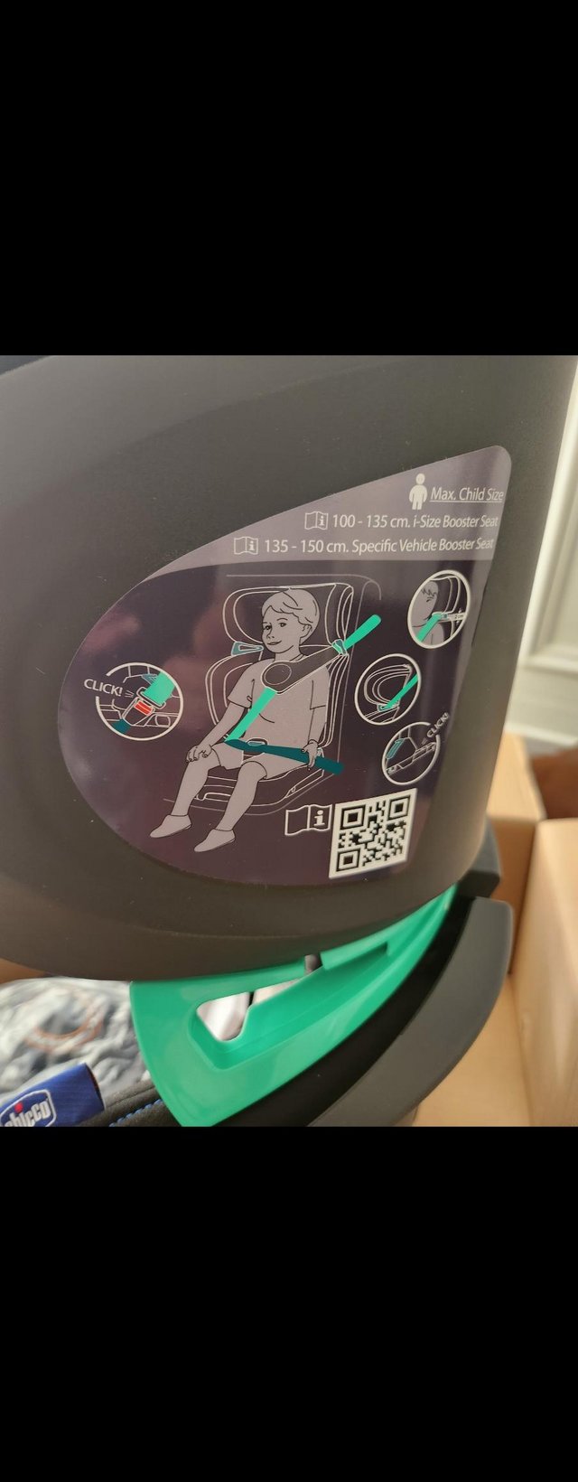 Preview of the first image of Chicco car seat brand new.