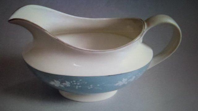 Preview of the first image of Royal Doulton 'Reflection' fine bone china gravy/sauce boat.