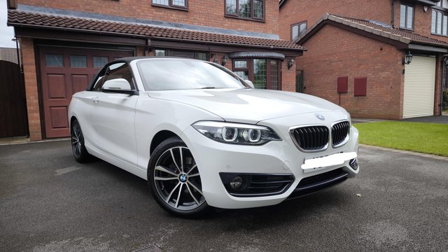 Image 3 of BMW 2-Series Convertible (2018) 218i Sport auto