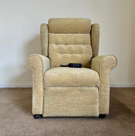 Image 4 of LUXURY ELECTRIC RISER RECLINER STRAW CHAIR MASSAGE DELIVERY