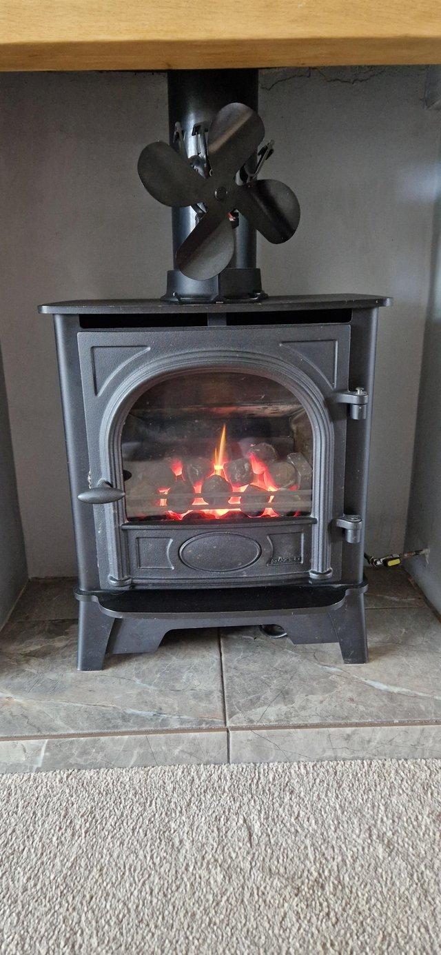 Preview of the first image of Gazco Stockton 5 gas fire stove cast iron.