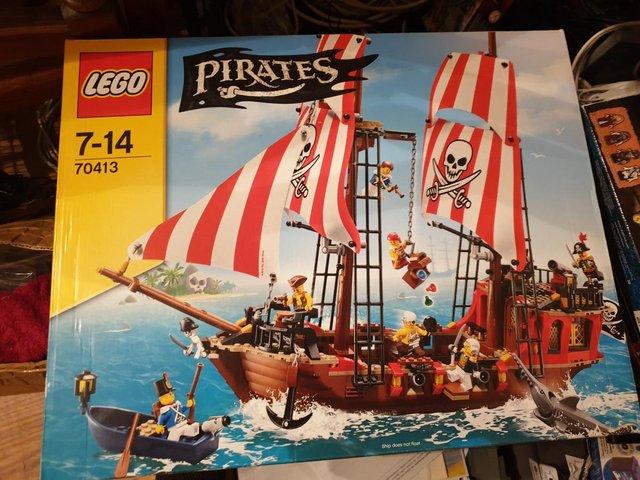 Preview of the first image of Lego 70413 Pirate ship brick bounty.