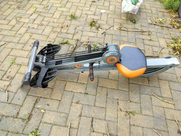 Image 2 of Foldable rowing machine body sculpter