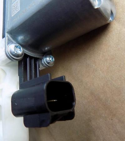 Image 2 of GENUINE FORD FOCUS ELECTRIC WINDOW MOTOR