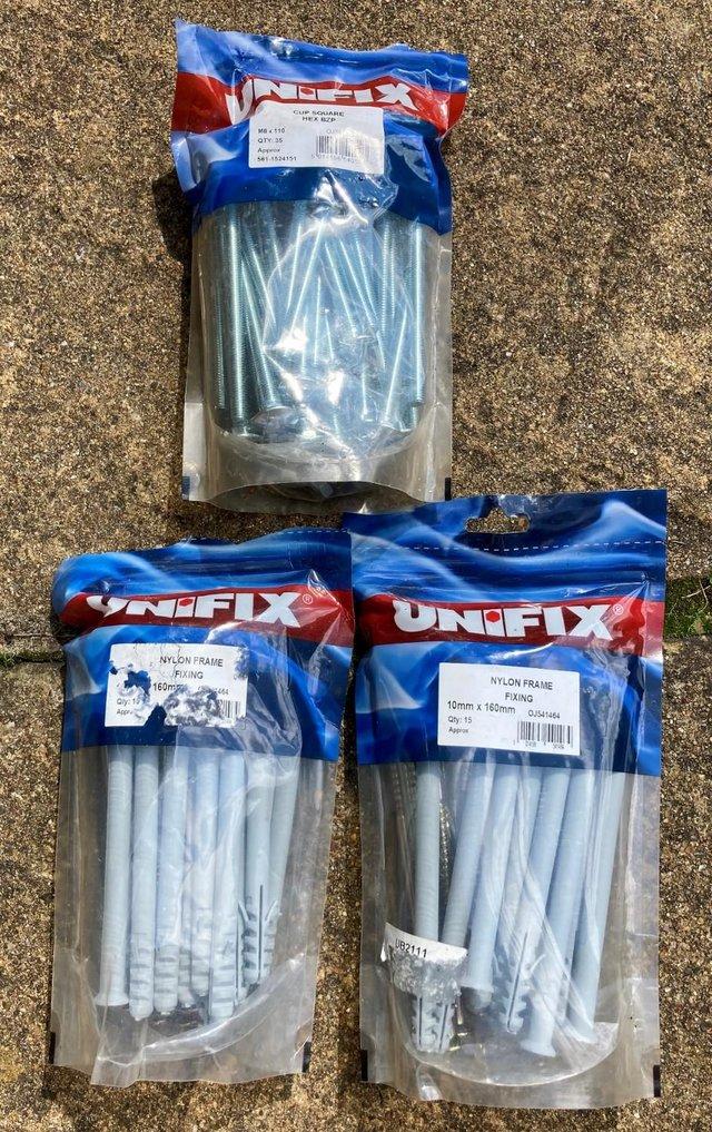 Preview of the first image of BNIB UNIFIX BUNDLE CUP SQUARE HEX BOLTS NYLON FRAME FIXINGS.