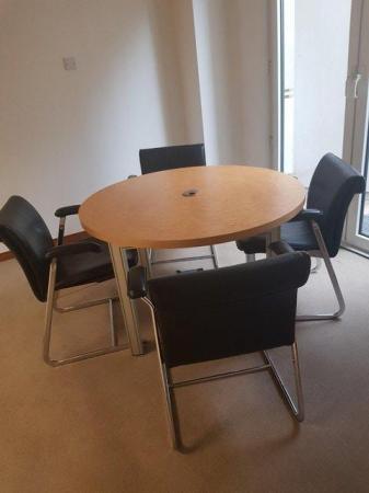 Image 3 of High Quality circular Meeting/boardroom/conference Table