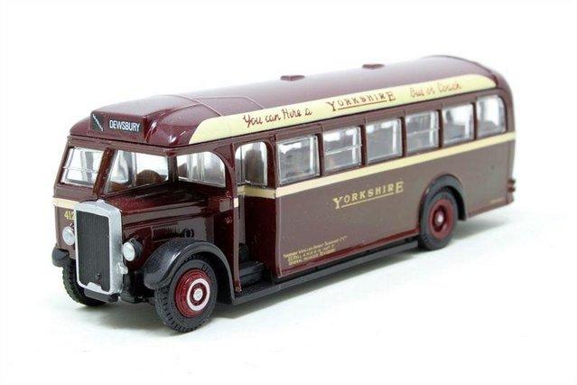 Image 1 of SCALE MODEL BUS: 1930s YORKSHIRE WOOLLEN LEYLAND TS8