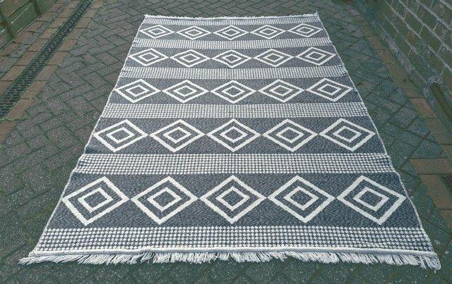 Image 2 of Contemporary Geometric Rug By Flair - 230cm x 160cm