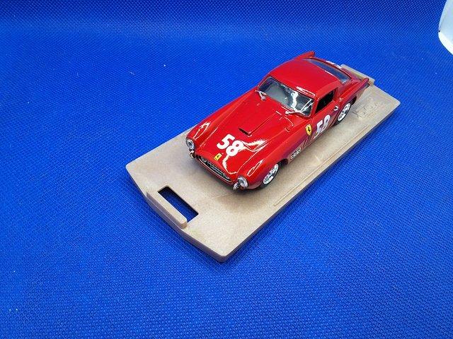 Preview of the first image of Model Box Ferrari 250 GT 3.