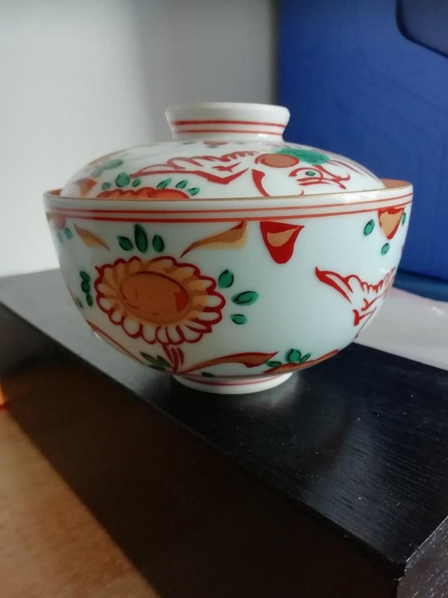 Preview of the first image of Soup bowl - Porcelain with lovely design.