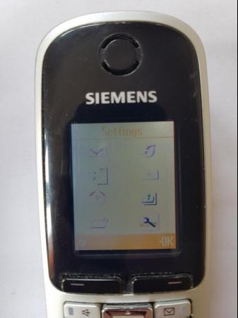 Image 2 of Siemens Gigaset S68H Wireless Style Handsets - Pair