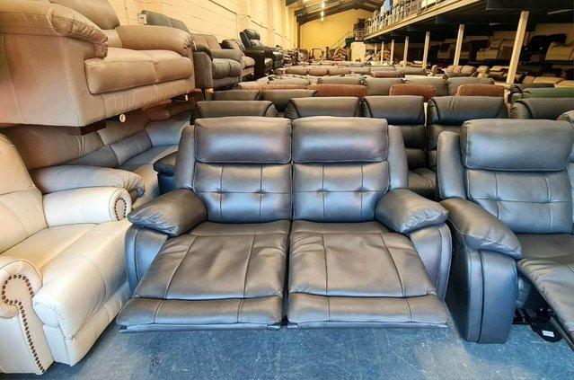 Image 2 of La-z-boy El Paso grey leather recliner 3+2 seater sofas