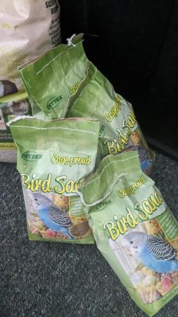 Image 3 of 4 x bags of bird sand n grit 3kg