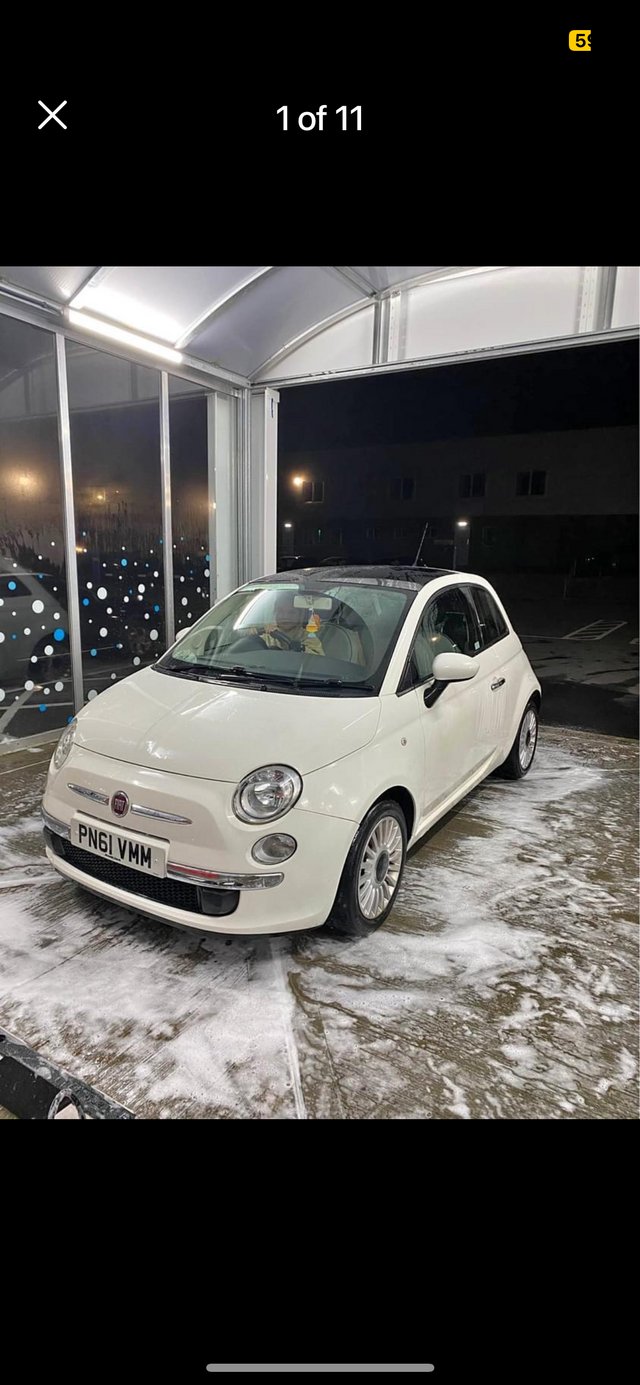 Preview of the first image of Fiat 500 lounge 1.2 petrol.