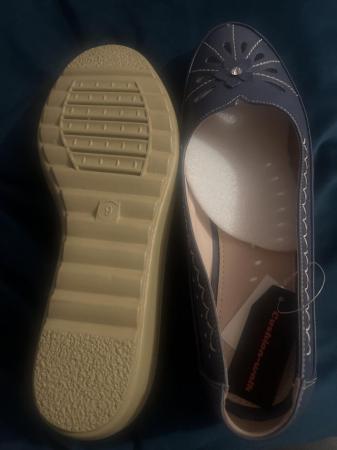 Image 1 of Cushion Walk Shoe size 9EEE NWT