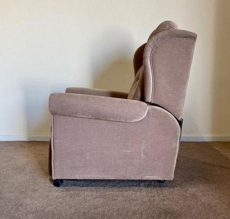 Image 9 of LUXURY ELECTRIC RISER RECLINER BROWN CHAIR ~ CAN DELIVER