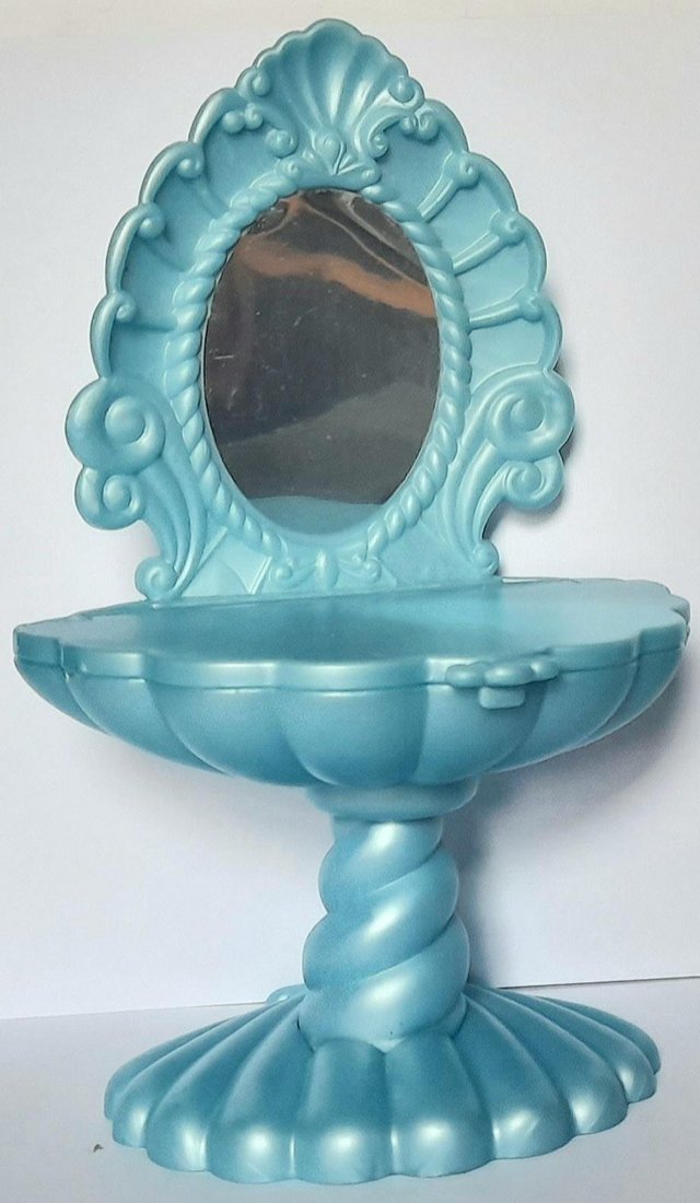 Preview of the first image of BARBIE,s BATHROOM WASH BASIN and MIRROR.