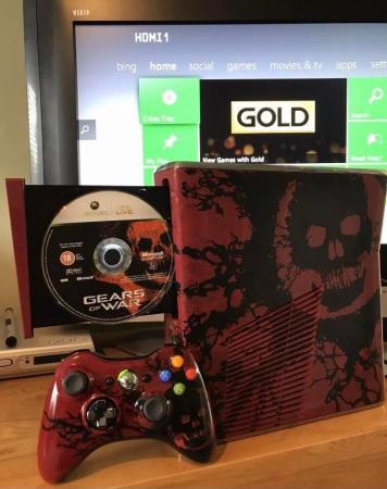 Image 1 of Microsoft Xbox 360 Slim Gears of War 3 Limited Edition 320GB