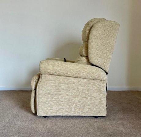 Image 10 of PRIMACARE ELECTRIC RISER RECLINER BROWN BEIGE CHAIR DELIVERY