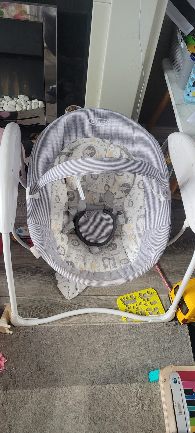 Preview of the first image of Graco baby glider swing.