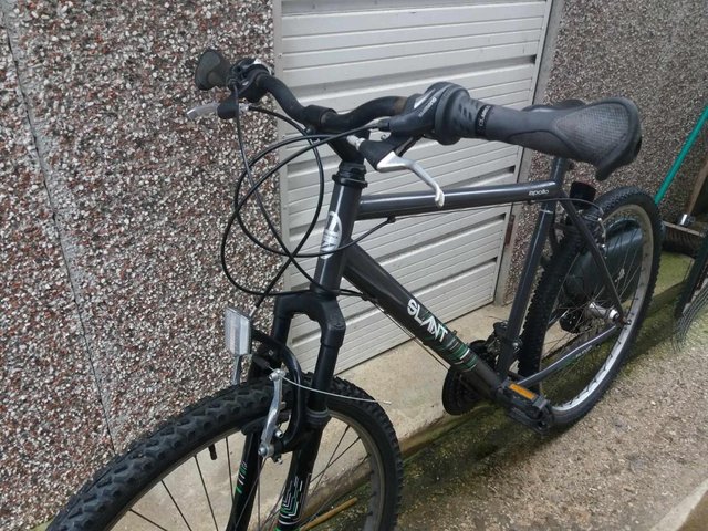  mans mountain bike, 26 inch wheels, 18 gears, Swindon - £25 no offers